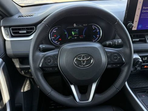 Used 2024 Toyota RAV4 XSE AWD/4WD image 14