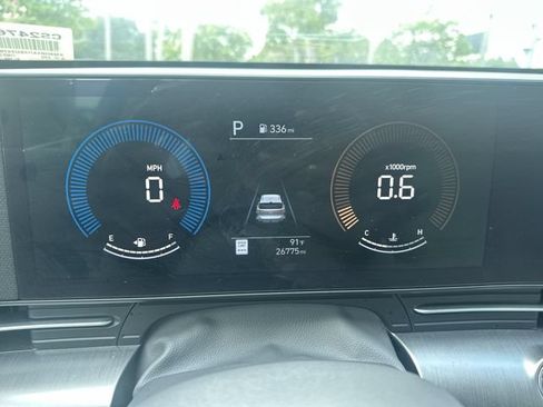 Used 2025 Hyundai Kona SEL FWD image 26