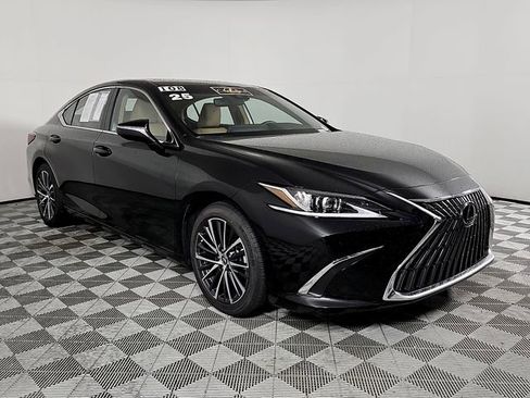 Used 2025 Lexus ES 350 w/ Premium Package FWD image 3