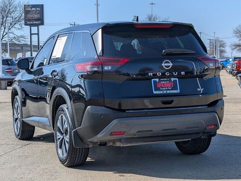 Certified 2023 Nissan Rogue SV image 4