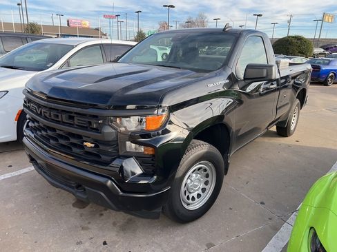 Used 2025 Chevrolet Silverado 1500 W/T w/ WT Value Package image 3