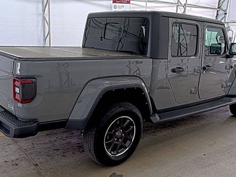 Used 2022 Jeep Gladiator Overland w/ LED Lighting Group AWD/4WD image 2