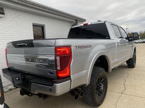 Used 2022 Ford F250 Platinum w/ Tremor Off-Road Package image 10