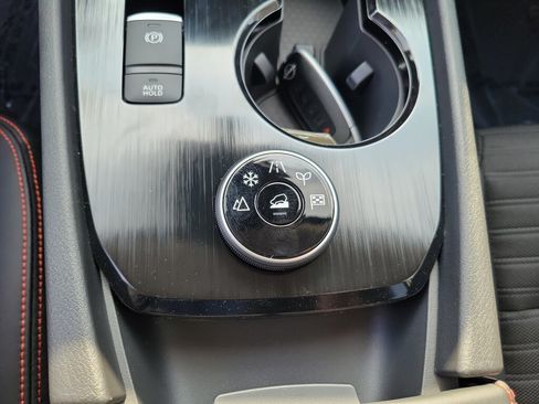 New 2026 Nissan Rogue SV AWD/4WD image 33