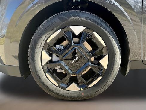 New 2026 Kia Carnival EX image 13