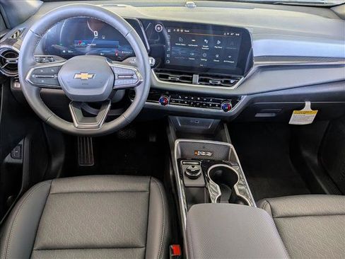 New 2026 Chevrolet Equinox LT w/ Convenience Package II FWD image 14