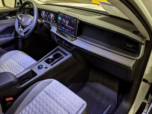New 2026 Volkswagen Tiguan S FWD image 20