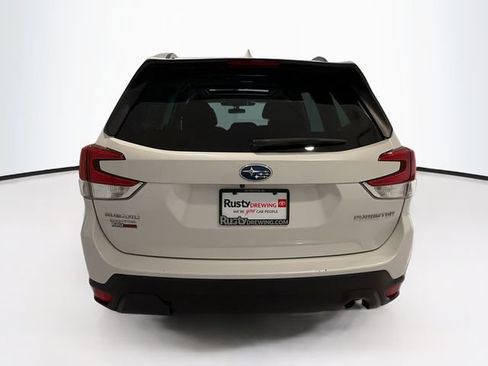 Used 2023 Subaru Forester Premium AWD/4WD image 5