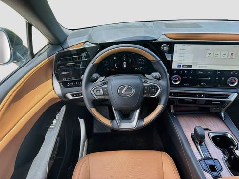 Used 2025 Lexus RX 350 Premium Plus w/ Accessory Package (Z1) FWD image 18