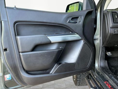 Used 2017 Chevrolet Colorado ZR2 w/ LPO, Premium Interior Package AWD/4WD image 21