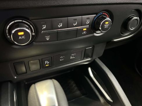 Used 2026 Nissan Frontier SV RWD image 20