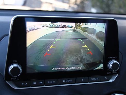 Certified 2025 Nissan Sentra SV w/ All-Weather Package image 20