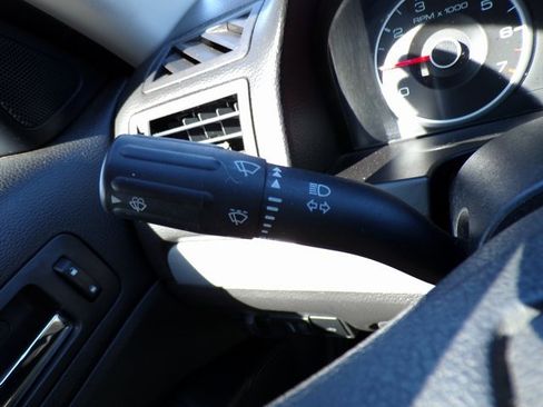 Used 2009 Ford Fusion SE image 15