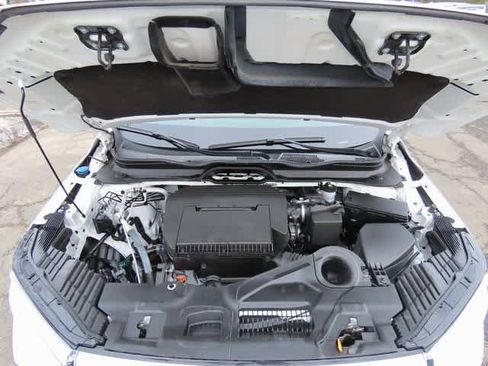 Certified 2023 Honda Pilot Touring image 11