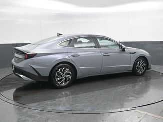 New 2026 Hyundai Sonata Blue video 2