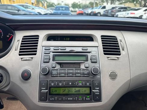 Used 2006 Hyundai Azera SE image 12