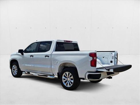 New 2025 Chevrolet Silverado 1500 Custom image 9
