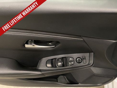 Used 2024 Nissan Sentra SV FWD image 27