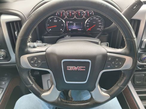 Used 2015 GMC Sierra 2500 SLE AWD/4WD image 25