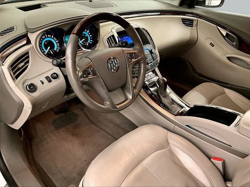 Used 2010 Buick LaCrosse CXL w/ Luxury Package AWD/4WD image 13