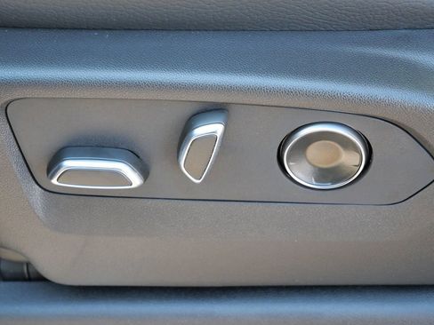 New 2026 GMC Sierra 3500 Denali w/ Denali Reserve Package image 39