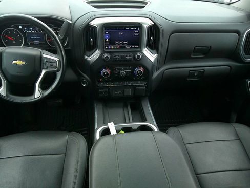 Used 2023 Chevrolet Silverado 3500 LTZ w/ LTZ Convenience Package image 15