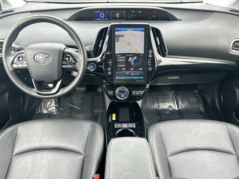 Certified 2022 Toyota Prius Prime XLE image 18