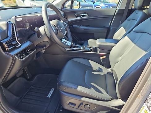 Used 2023 Kia Sportage SX image 18