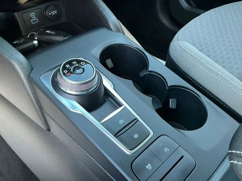 Used 2022 Ford Escape SE image 15