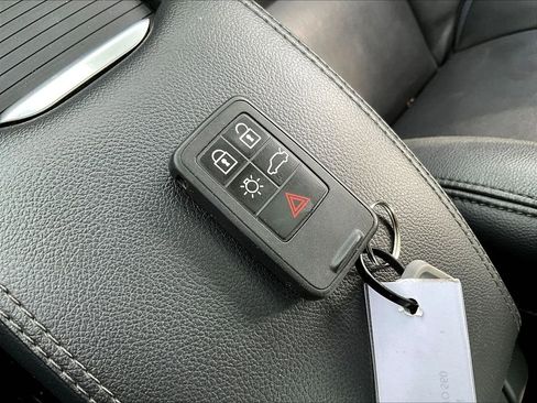 Used 2015 Volvo S60 T5 Platinum image 10