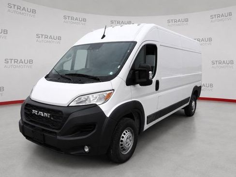 Used 2025 RAM ProMaster 2500 w/ Convenience Group FWD image 1