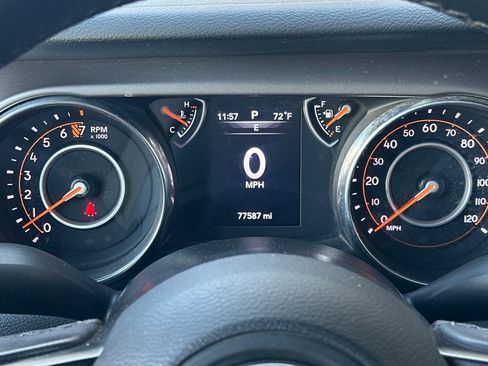 Used 2020 Jeep Wrangler Sport image 27