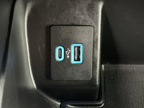 Used 2022 Ford F150 XLT w/ Max Trailer Tow Package image 22