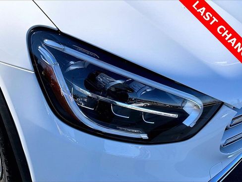 Used 2020 Mercedes-Benz GLC 300 4MATIC image 29