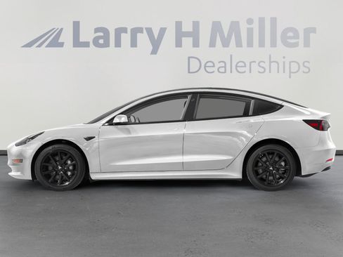 Used 2023 Tesla Model 3 Standard Range RWD image 3