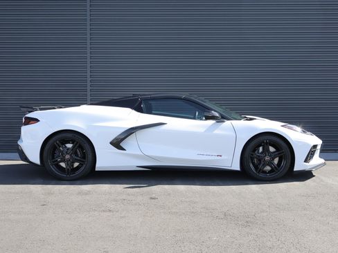 Used 2026 Chevrolet Corvette Stingray Preferred Conv w/ Z51 Performance Package image 4