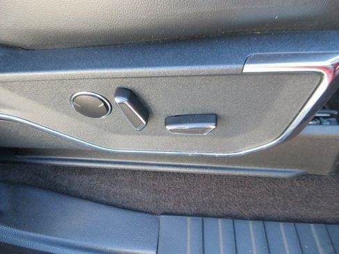 Used 2021 Ford F150 Lariat w/ Equipment Group 502A High image 35