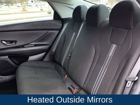 Used 2021 Hyundai Elantra SEL w/ Convenience Package image 12