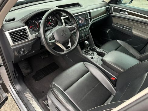Used 2021 Volkswagen Atlas SE FWD image 12