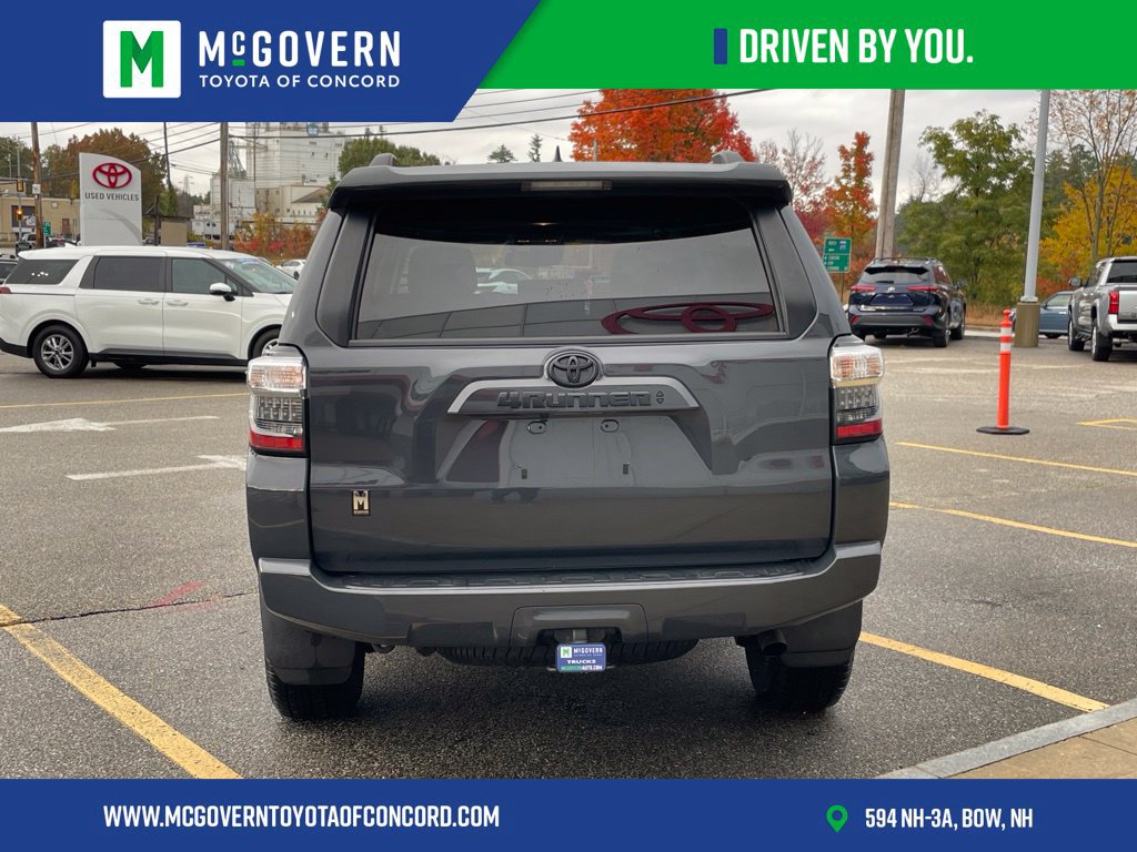 Used 2024 Toyota 4Runner SR5 Premium AWD/4WD image 4