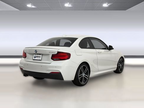 Used 2020 BMW 230i Coupe w/ M Sport Package RWD image 9