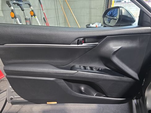 Used 2020 Toyota Camry XSE FWD image 26