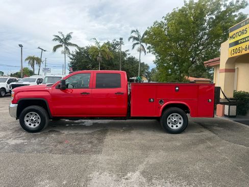 Used 2017 GMC Sierra 3500 4x4 Crew Cab w/ Snow Plow Prep Package image 3