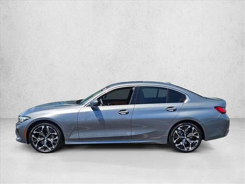 Used 2026 BMW 330i Sedan w/ Convenience Package RWD image 9