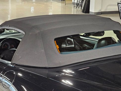 Used 2000 Chevrolet Corvette Convertible w/ Memory Pkg image 12