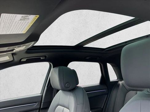 Used 2025 Audi Q3 2.0T Premium Plus w/ Premium Plus Package image 11