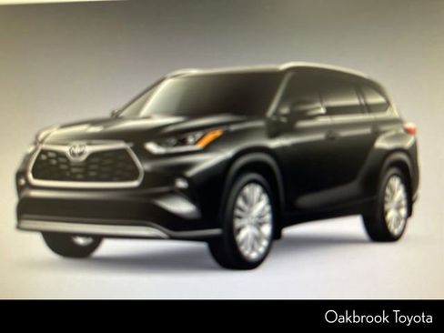 Used 2026 Toyota Highlander Platinum AWD/4WD image 5