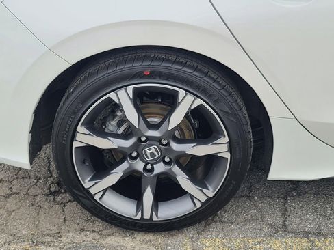 Used 2025 Honda Civic Sport Touring image 34