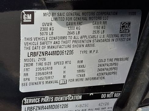 Used 2021 Buick Envision Essence w/ Technology Package I FWD image 27