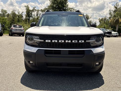 Used 2025 Ford Bronco Sport Outer Banks w/ Outer Banks Tech Package+ AWD/4WD image 8